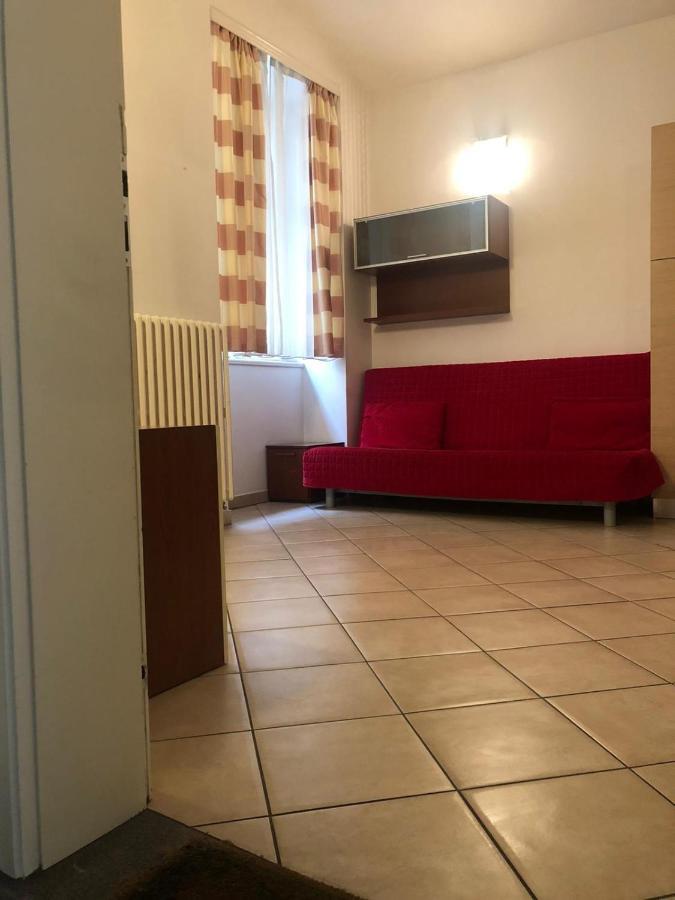 Residence La Familia Прага Экстерьер фото